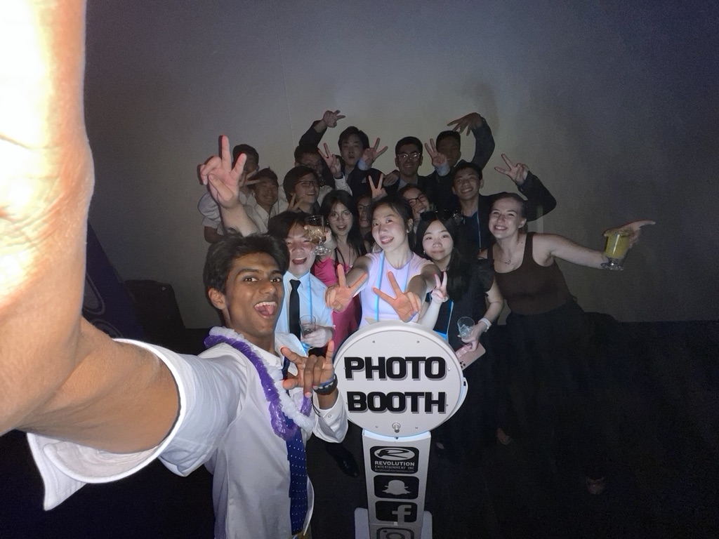 29FADA94-0B14-483C-984D-629188A98B57_1_105_c